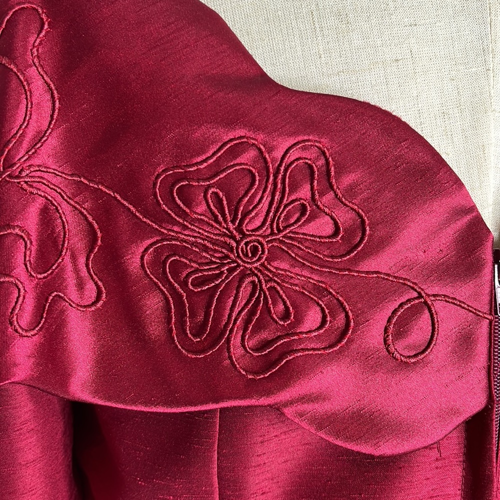 Jiuliani Rick fed maroon cocktail dress - Picture 8 of 11